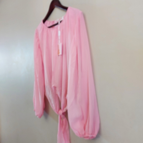 Leyden blouson sleeve and knotted waist blouse - Picture 4 of 8